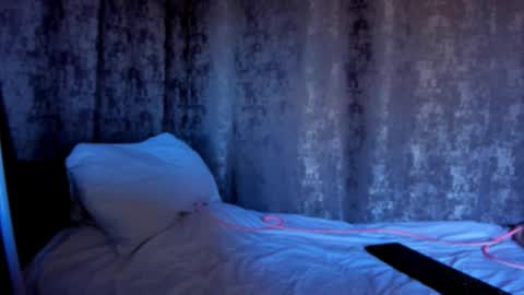 Ester online show from 14, 10, 2025