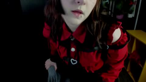 Ester  online show from 15, 5, 2026