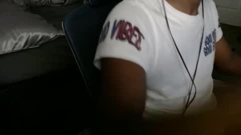 Snapshot of estessaid chatting on 2, 10, 2025 94Bottles online show from 2, 10, 2025