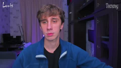 Snapshot of esthetics_boys chatting on 17, 12, 2024 LOUIS online show from 17, 12, 2024