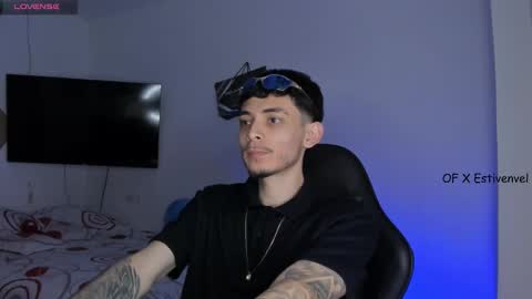 estivenvel online show from 2, 10, 2025