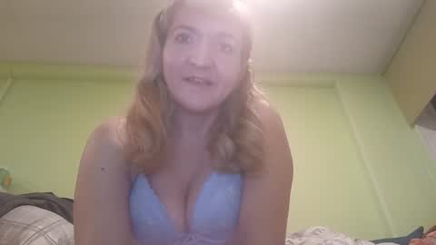 estrellawalters online show from 8, 12, 2024