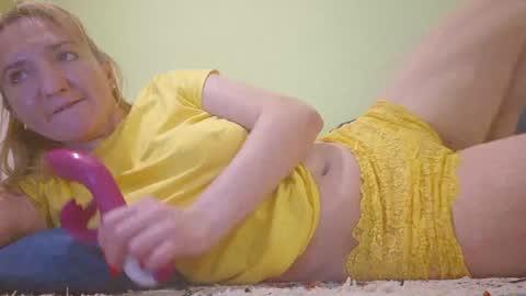 estrellawalters online show from 11, 1, 2025