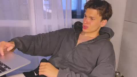 Alex online show from 25, 6, 2026
