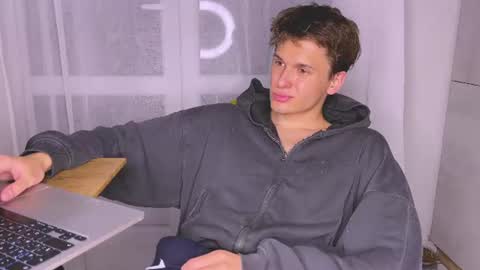 Alex online show from 7, 7, 2026