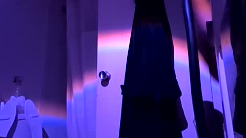 et528007 online show from 5, 11, 2025