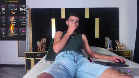 Snapshot of ethan__walker chatting on 30, 12, 2024 Ethan online show from 30, 12, 2024