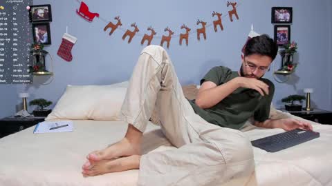 ADAM TAYLOR  ETHAN CAMBAL INDEPENDENT MODELS online show from 17, 12, 2024