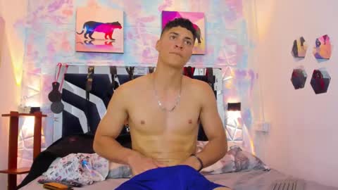 Snapshot of ethan_brownn_ chatting on 21, 3, 2026 ETHAN BROWN online show from 21, 3, 2026