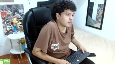 Snapshot of ethan_cortes chatting on 15, 7, 2026 E T H A N online show from 15, 7, 2026