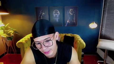 Snapshot of ethan_rodgers chatting on 11, 11, 2025 ETHAN RODGERS online show from 11, 11, 2025