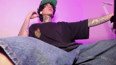 Snapshot of ethan_sykes chatting on 19, 11, 2025 Ethan sykes online show from 19, 11, 2025