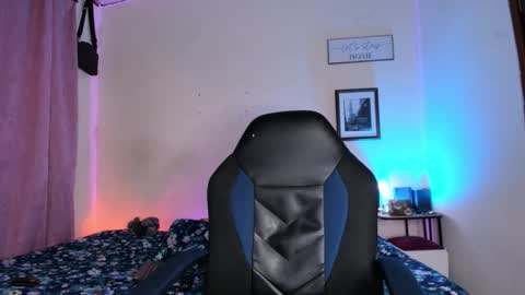 ethan travis online show from 14, 3, 2026