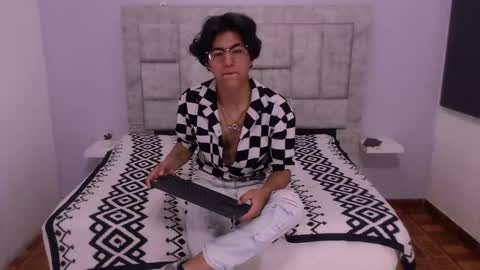 Snapshot of ethan_villa chatting on 3, 2, 2025 Ethan Villa online show from 3, 2, 2025
