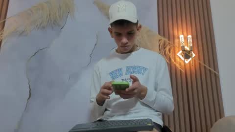 ethanhot_os online show from 12, 5, 2026