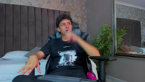 ethanlowell online show from 4, 11, 2025