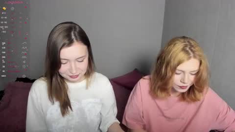 Veronica Tiia Lilith left to right online show from 18, 12, 2025