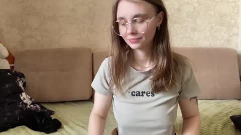 Snapshot of eva_calvin chatting on 1, 3, 2025 Eva Calvin online show from 1, 3, 2025