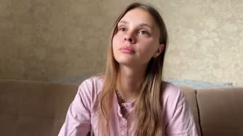 Eva Calvin online show from 14, 7, 2026