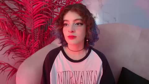 E V A online show from 2, 12, 2025