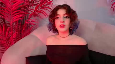 E V A online show from 4, 12, 2025