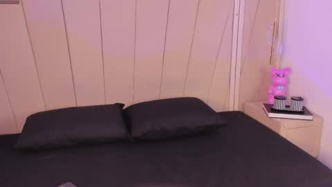 eva_kingsford online show from 21, 5, 2026