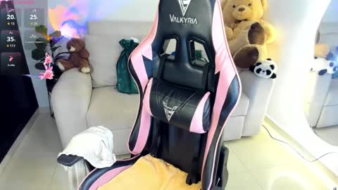 Eva   online show from 17, 10, 2025