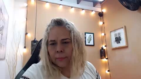 eva_love49 online show from 8, 11, 2025