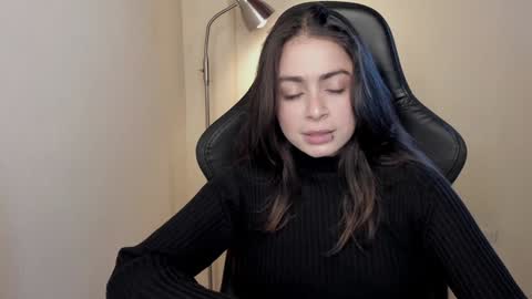 eva_monn online show from 4, 12, 2024