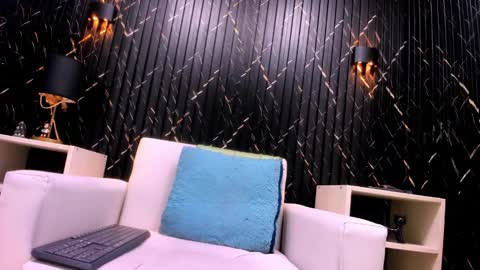 Eva cute online show from 2, 11, 2025