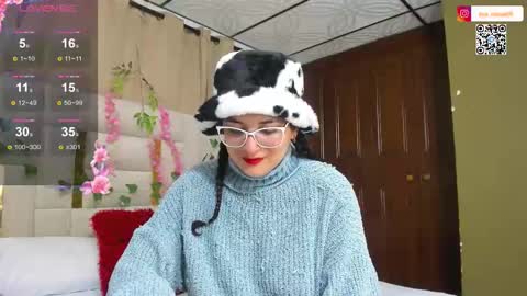 Eva  online show from 10, 10, 2025