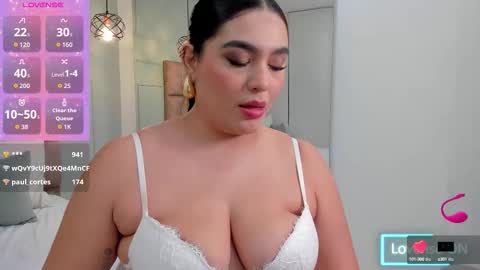 eva_saintt online show from 15, 9, 2025