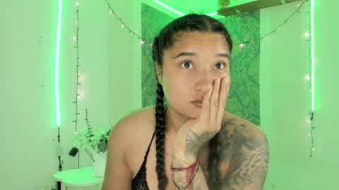 Snapshot of eva_sanderslee chatting on 27, 5, 2026 Eva online show from 27, 5, 2026