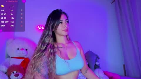 Eva Shinee online show from 27, 10, 2025