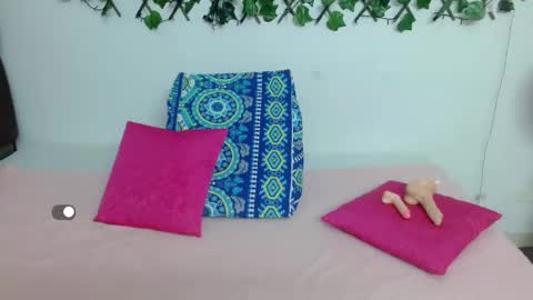 Eva   online show from 12, 2, 2025