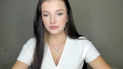 Snapshot of evaamillerr chatting on 17, 9, 2025 Eva online show from 17, 9, 2025