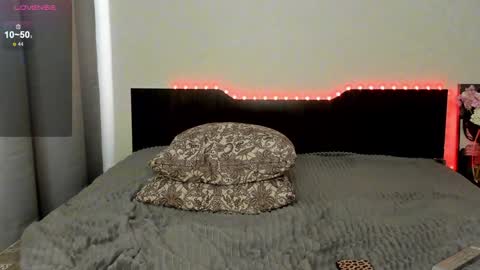 Snapshot of evablisss chatting on 5, 2, 2025 Eva online show from 5, 2, 2025