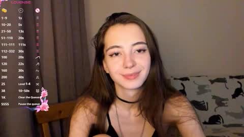 evabradly online show from 2, 12, 2025