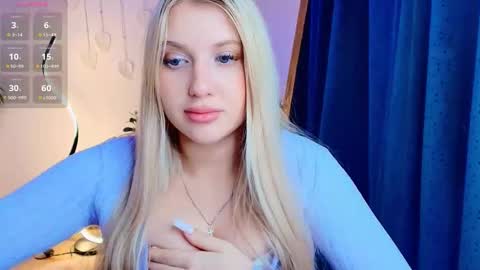 Snapshot of evacadooo chatting on 3, 3, 2026 Eva online show from 3, 3, 2026