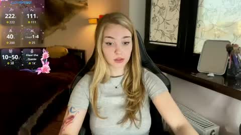 evacarter1 online show from 16, 4, 2026