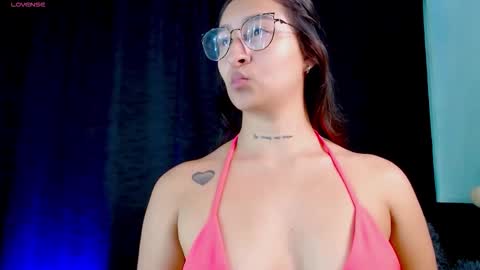 Evah Lee online show from 5, 11, 2025