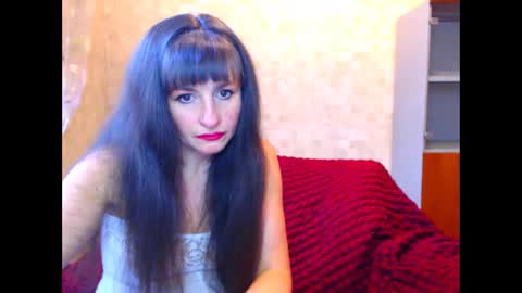 Snapshot of evalive1133 chatting on 6, 1, 2025 EvaLive online show from 6, 1, 2025