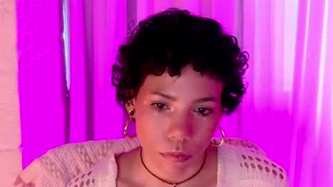 Snapshot of evaluna222 chatting on 5, 8, 2026 Evaluna Independent model online show from 5, 8, 2026