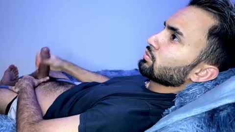 evan57036 online show from 12, 12, 2024