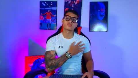 Snapshot of evan_greey chatting on 9, 9, 2025 EVAN GREY online show from 9, 9, 2025