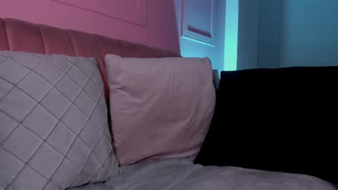 Eva online show from 28, 2, 2025