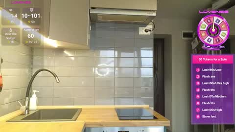 Snapshot of evangelinfox chatting on 16, 2, 2026 EvangelinFox online show from 16, 2, 2026