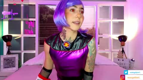 Snapshot of evangelyne1 chatting on 4, 1, 2025 Evangelyne online show from 4, 1, 2025