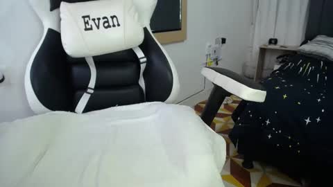 Evan online show from 9, 12, 2024