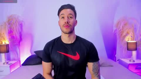 Snapshot of evans_opry1 chatting on 7, 10, 2025 E V A N S online show from 7, 10, 2025